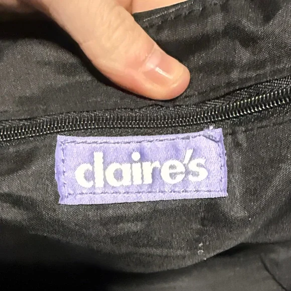 Claire's Black and Pink Heart Leopard Bag - Picture 2 of 8